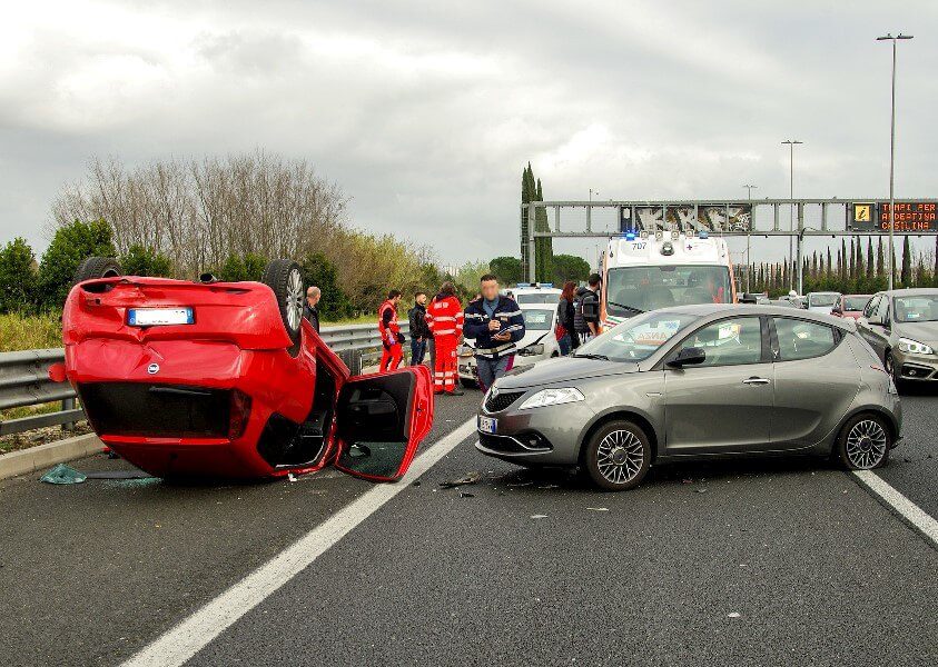 בוחן תאונות דרכים - זירת תאונת דרכים